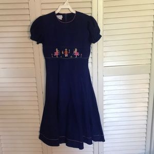 Children’s Size 7 Holiday dress.